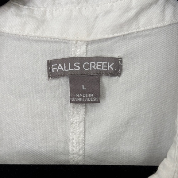 Falls Creek White‎ Button-Down Shirt - Picture 2 of 3